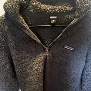 Patagonia fuzzy quarter zip